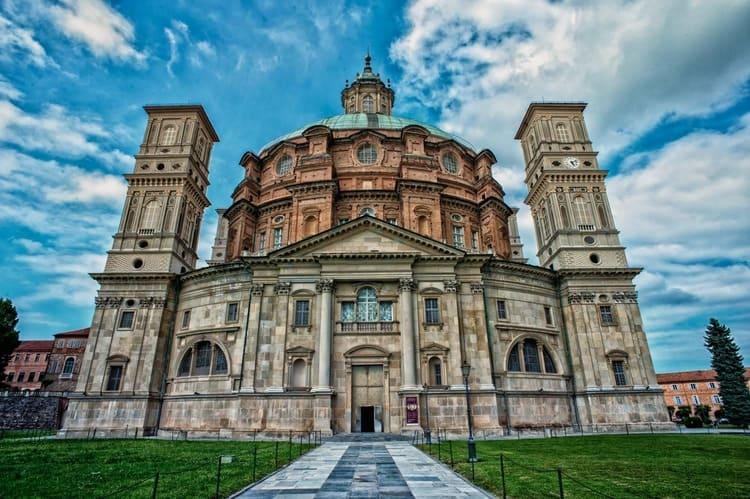What to see around Mondovì: Sanctuary of Vicoforte